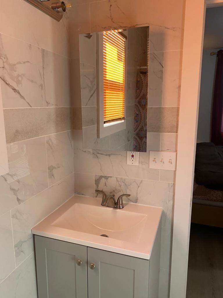 King Suite 8Mins To Newark Airport Eksteriør billede
